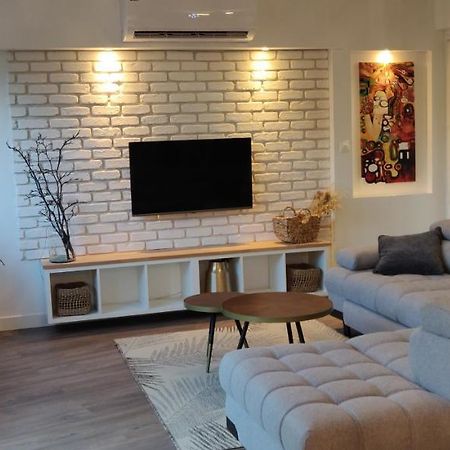 Tres Bel Appartement Central, Au Calme Avec Balneo Perpignan Exteriér fotografie