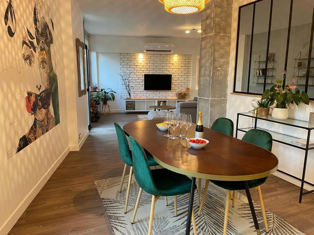 Tres Bel Appartement Central, Au Calme Avec Balneo Perpignan Exteriér fotografie