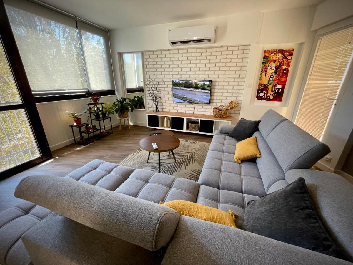 Tres Bel Appartement Central, Au Calme Avec Balneo Perpignan Exteriér fotografie